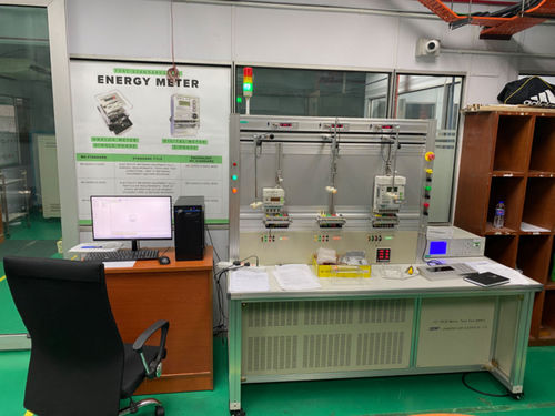 Het laatste nieuws van het bedrijf over Geavanceerd energiemeter-testsysteem ondersteunt uitgebreide tests in overeenstemming met IEC- en MS 62052/MS 62053 enz. normen