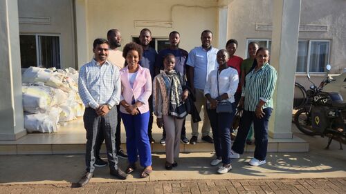 Laatste bedrijfsblogs GENY Electric Ltd and RIGIL-GENY Successfully Complete Technical Training for EUCL in Rwanda
